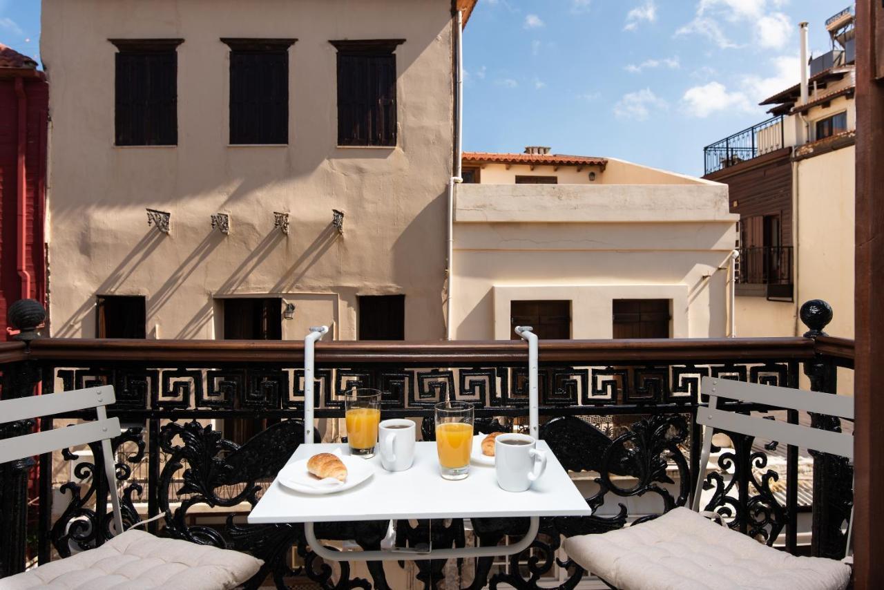 Favela Living Space Chania (Crete)