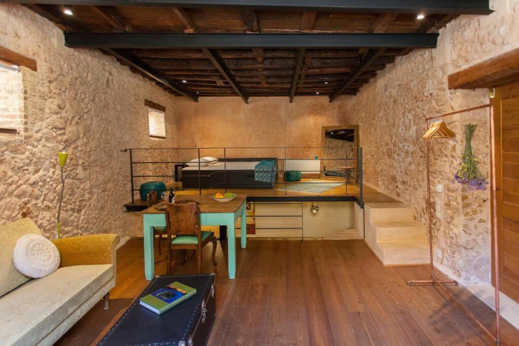 Apartment History And Charm Chania (Crete)