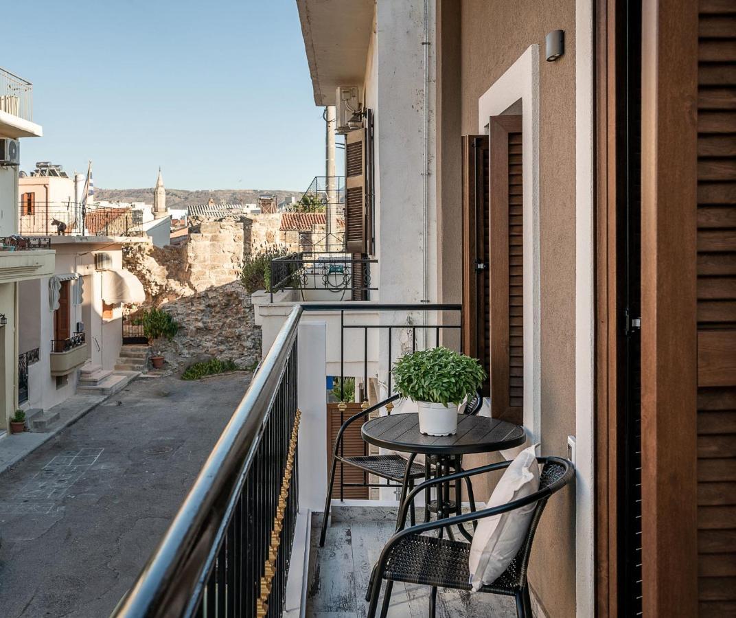 Castello Luxury With Private Jacuzzi Apartment Chania (Crete)