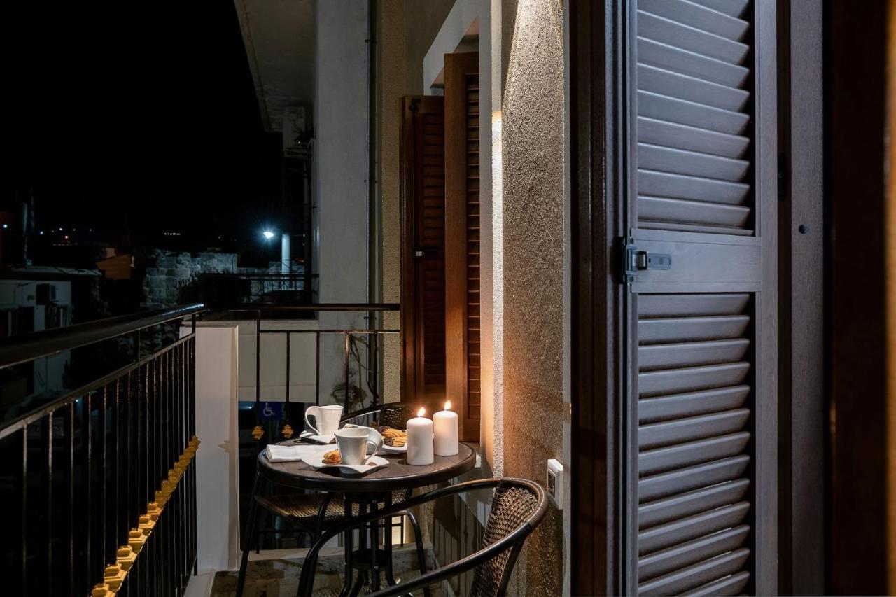 Castello Luxury With Private Jacuzzi