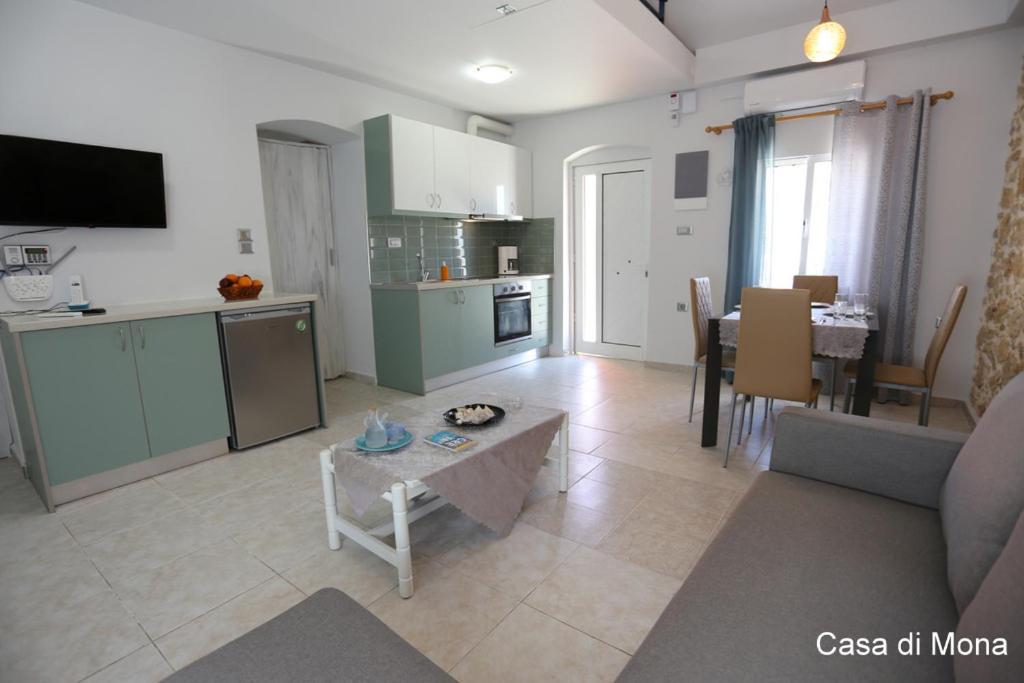 Casa Di Mona Apartment