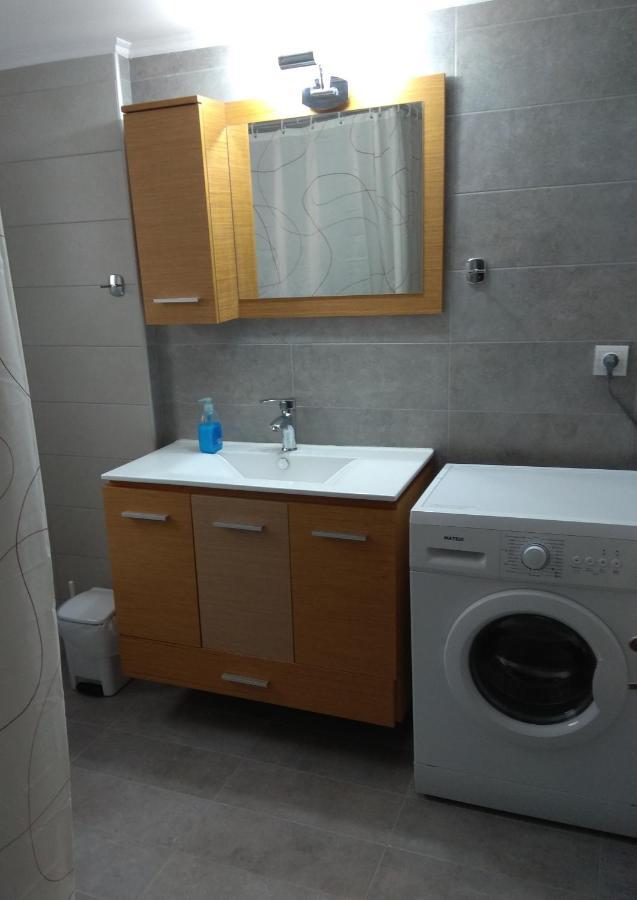 Iris Apartment *