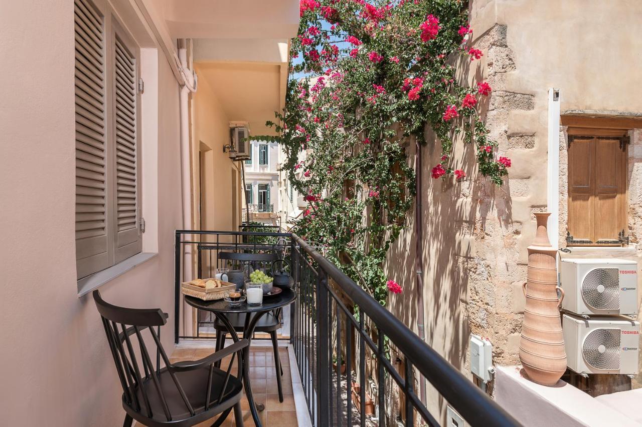 Anaem Eclectic Aparthotel
