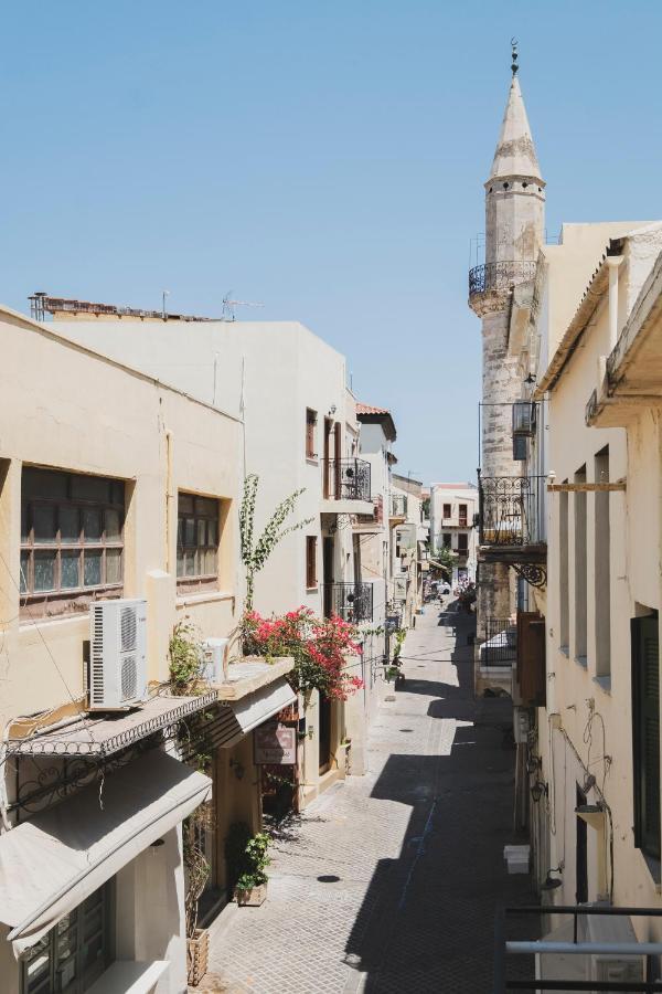 Apartment With Terrace In Heart Of Old Town Of Chania