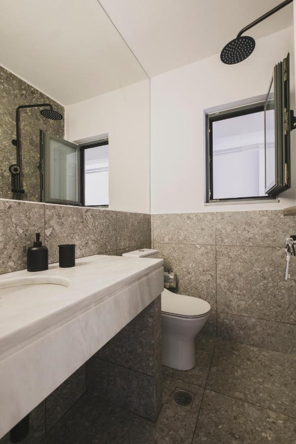 Sun-splashed Stylish Flat, Steps To Old Town Apartment Chania (Crete)