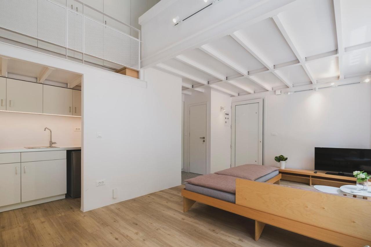 Hidden Gem In Center, Steps To Venetian Town Appartement