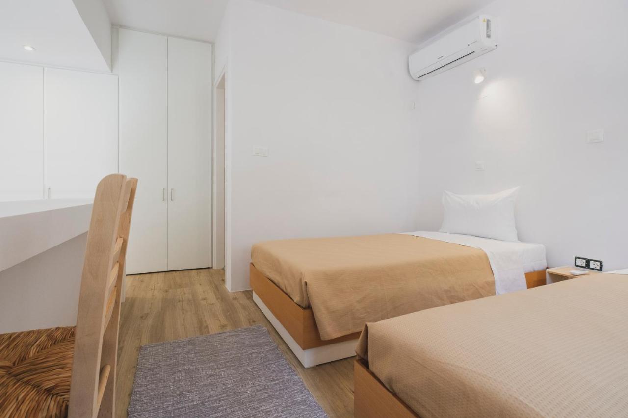 Hidden Gem In Center, Steps To Venetian Town Appartement