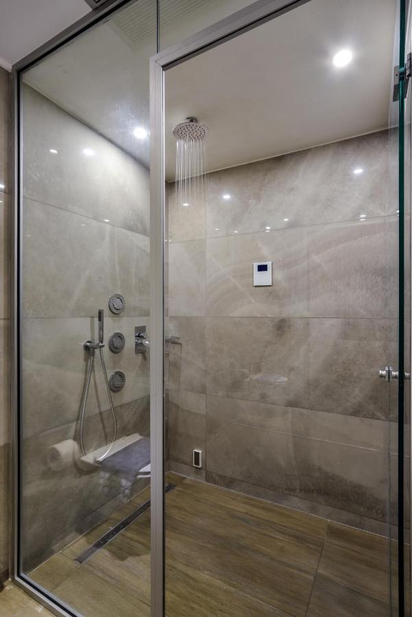 Elia Portou Luxury