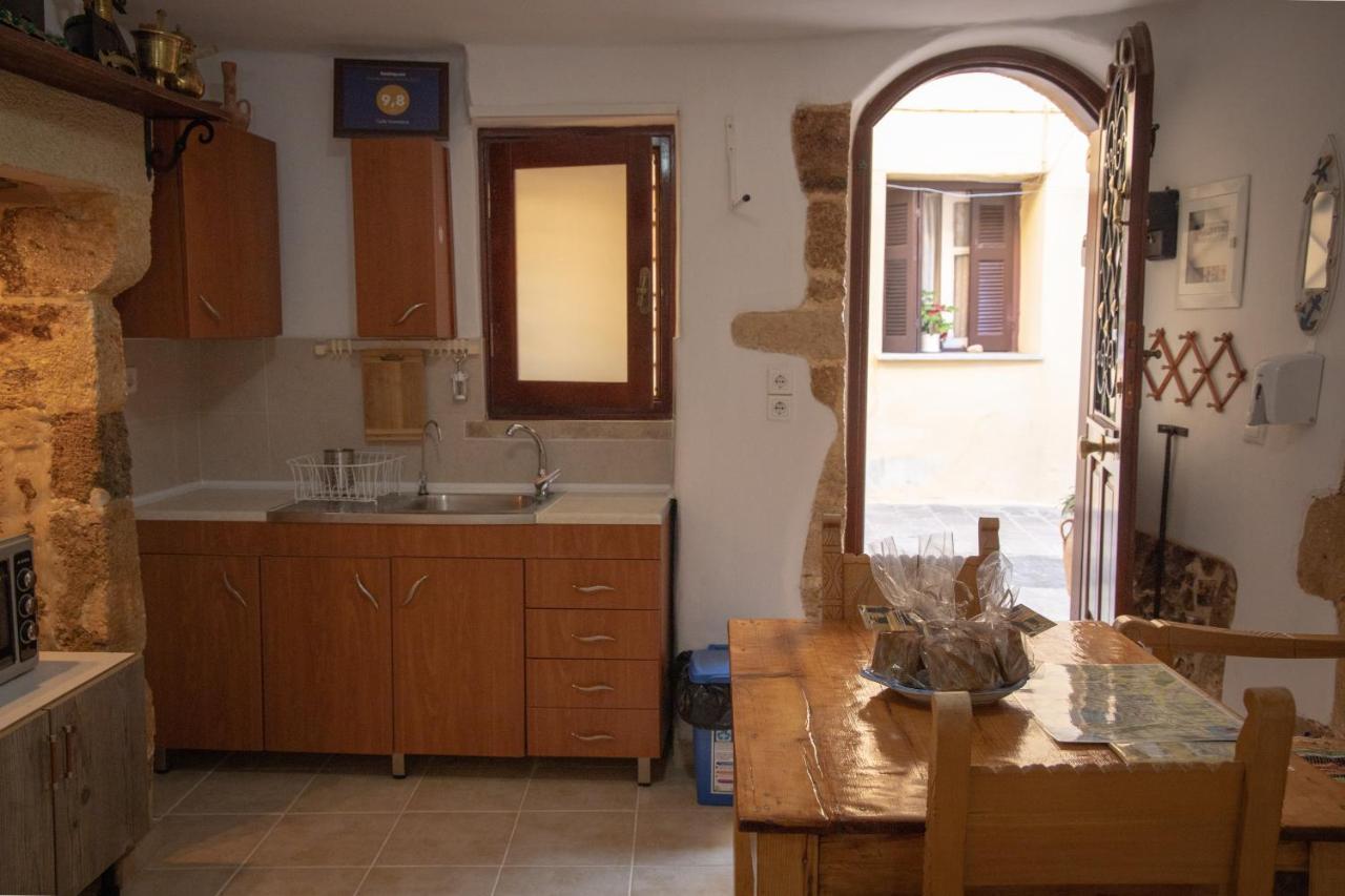 Calle Veneziana * Chania (Crete)