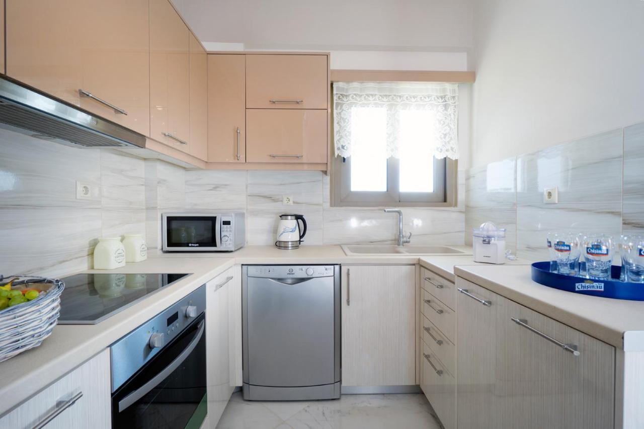 Villa Beach Villas *