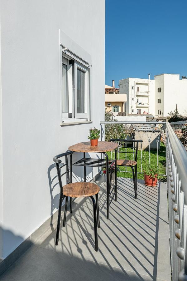 Apartment M 100m From The Chania (Crete)