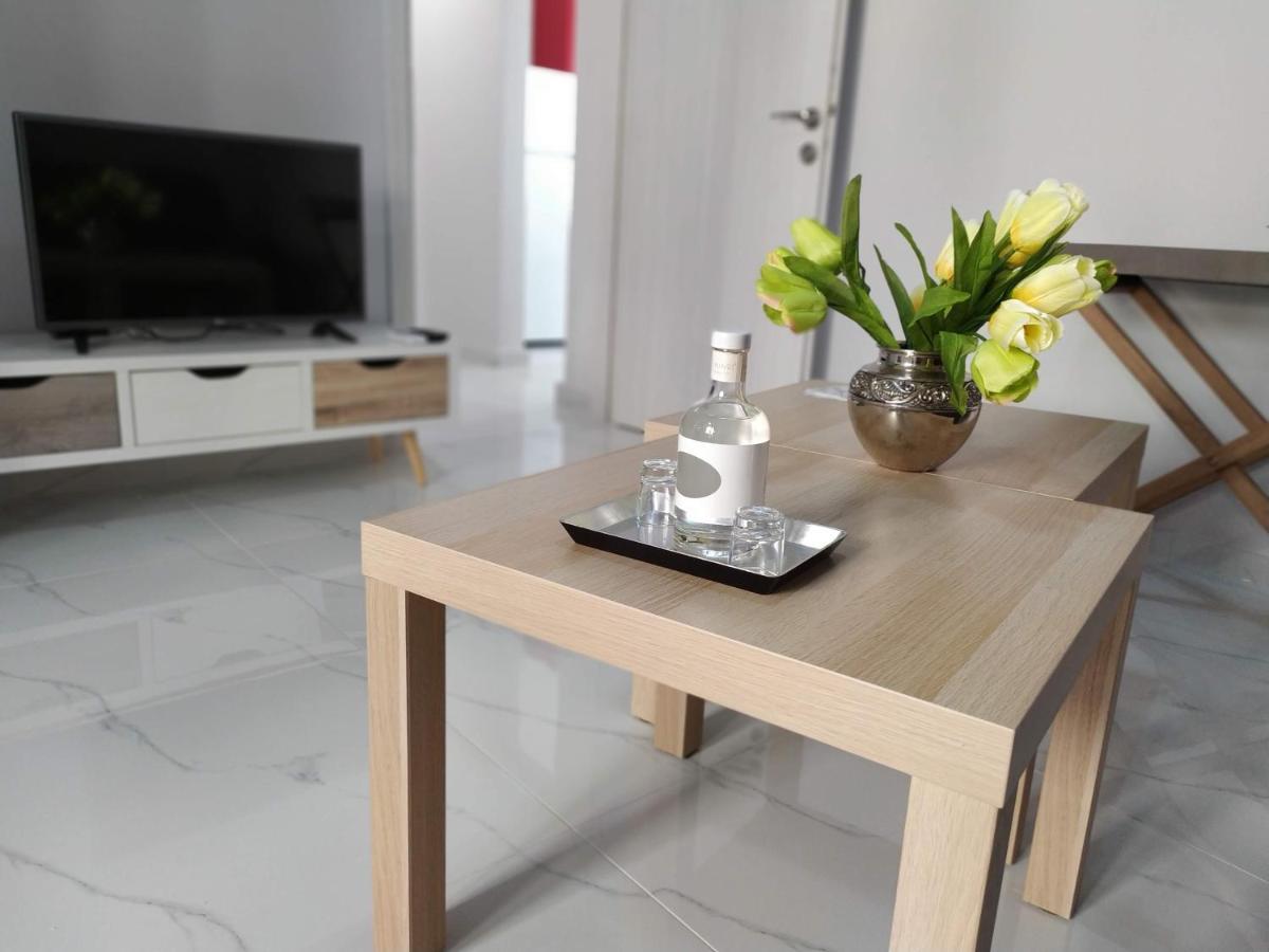 Sunday Chania 2b Apartment *
