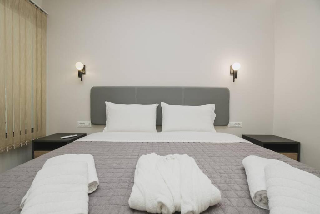 Peris 1 - Near Old Town With Parking *