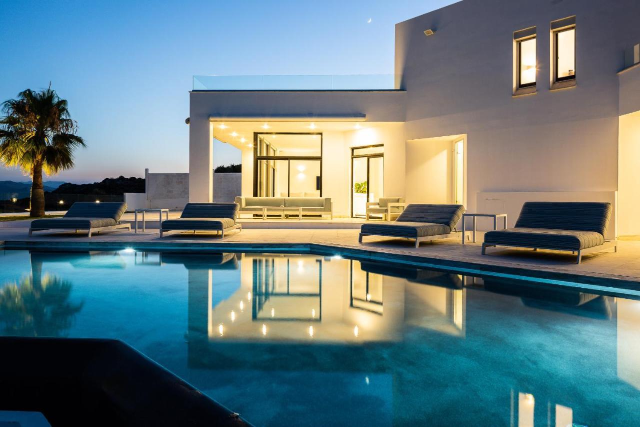 Paul's Mansion *