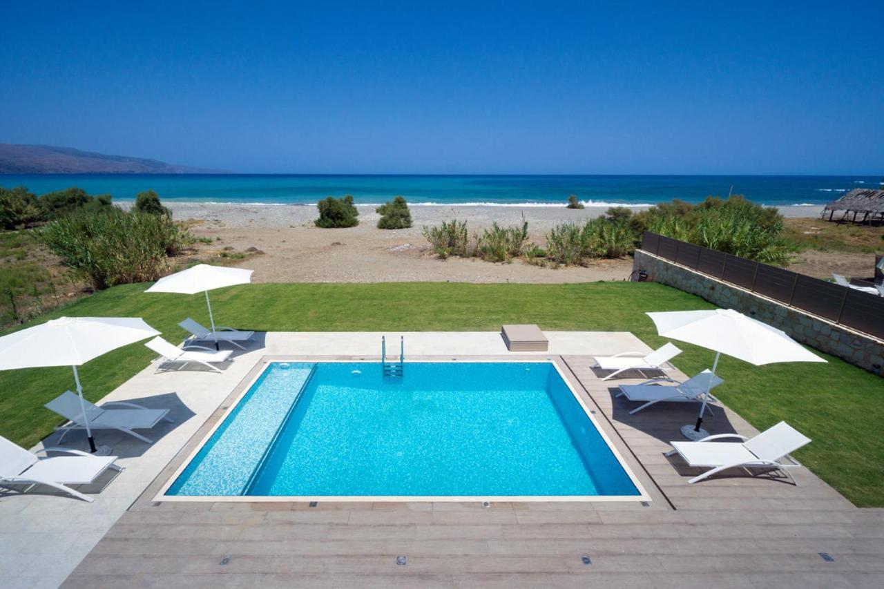 Beach Villas *