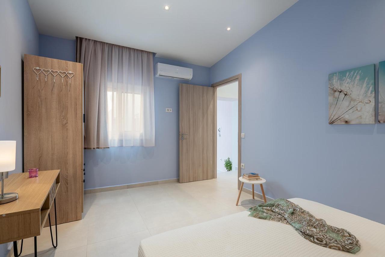 Apartment M 100m From The Chania (Crete)