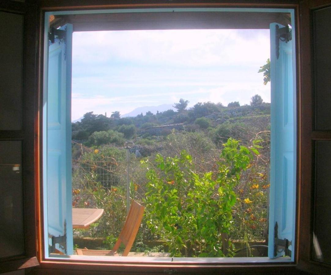 Villa Kefalas Nr Almyrida Sea View