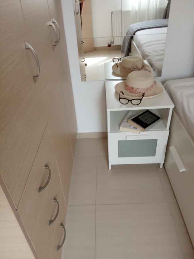 Nikis 3 Apartment