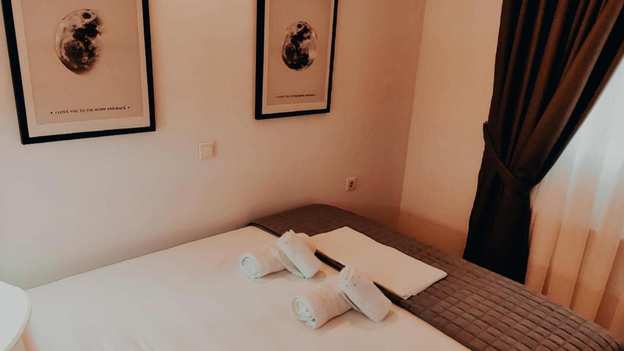 Nikis 3 * Chania (Crete)