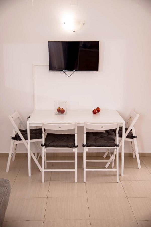 Apartment Nikis 2 *