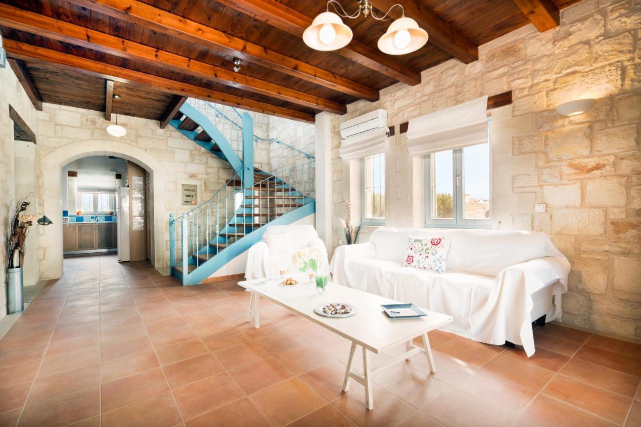 Beachfront Turquoise With Private Pool, Bbq And Ping Pong Table Villa *