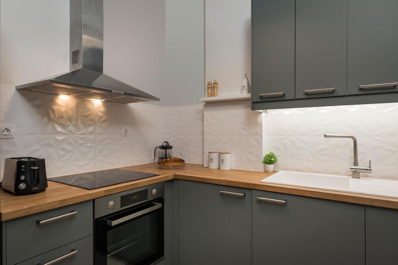 Old Harbor Luxury Living Chania Apartment