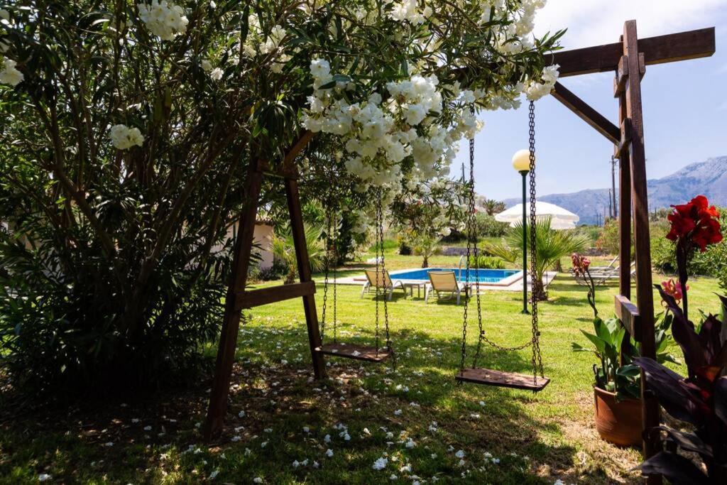 Effie Front With Pool * Chania (Crete)