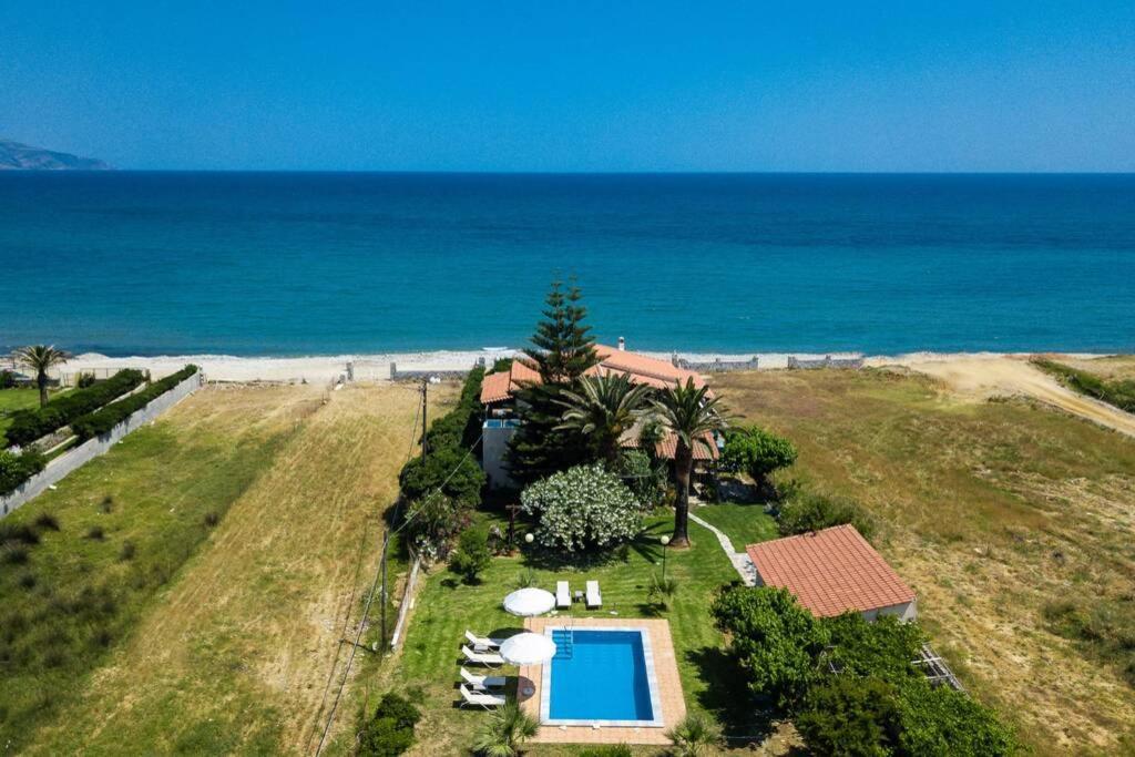 Effie Front With Pool * Chania (Crete)