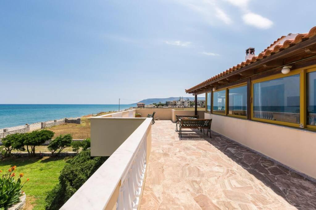 Effie Front With Pool * Chania (Crete)