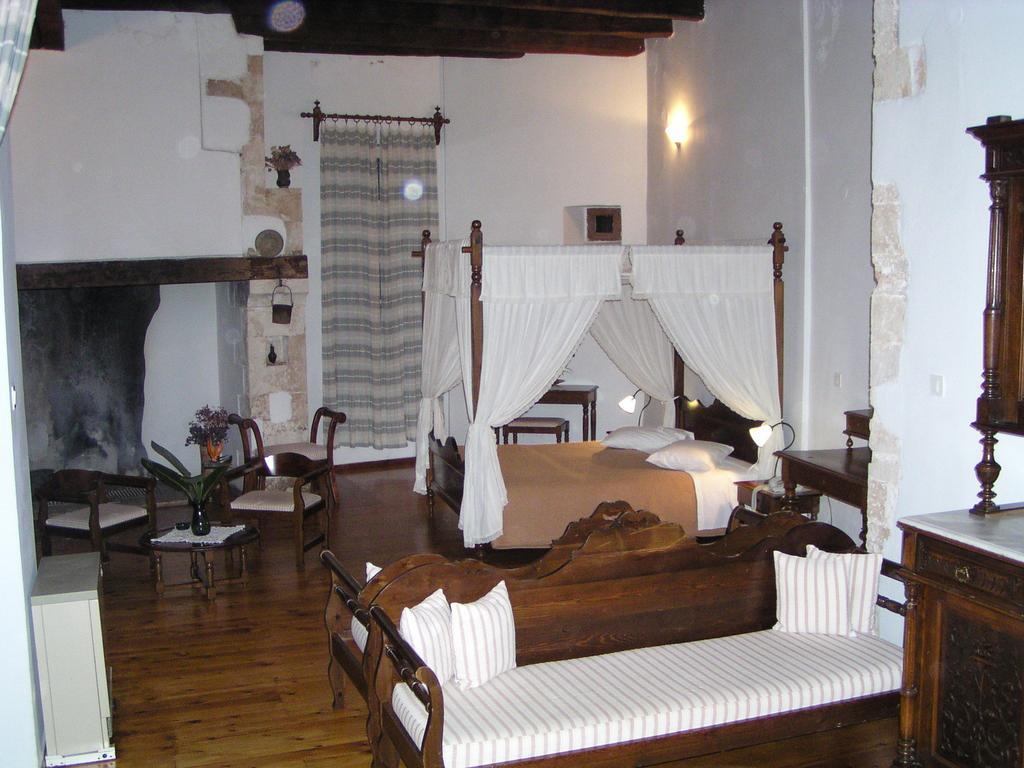 Hotel Amphora Chrissi Akti Chania
