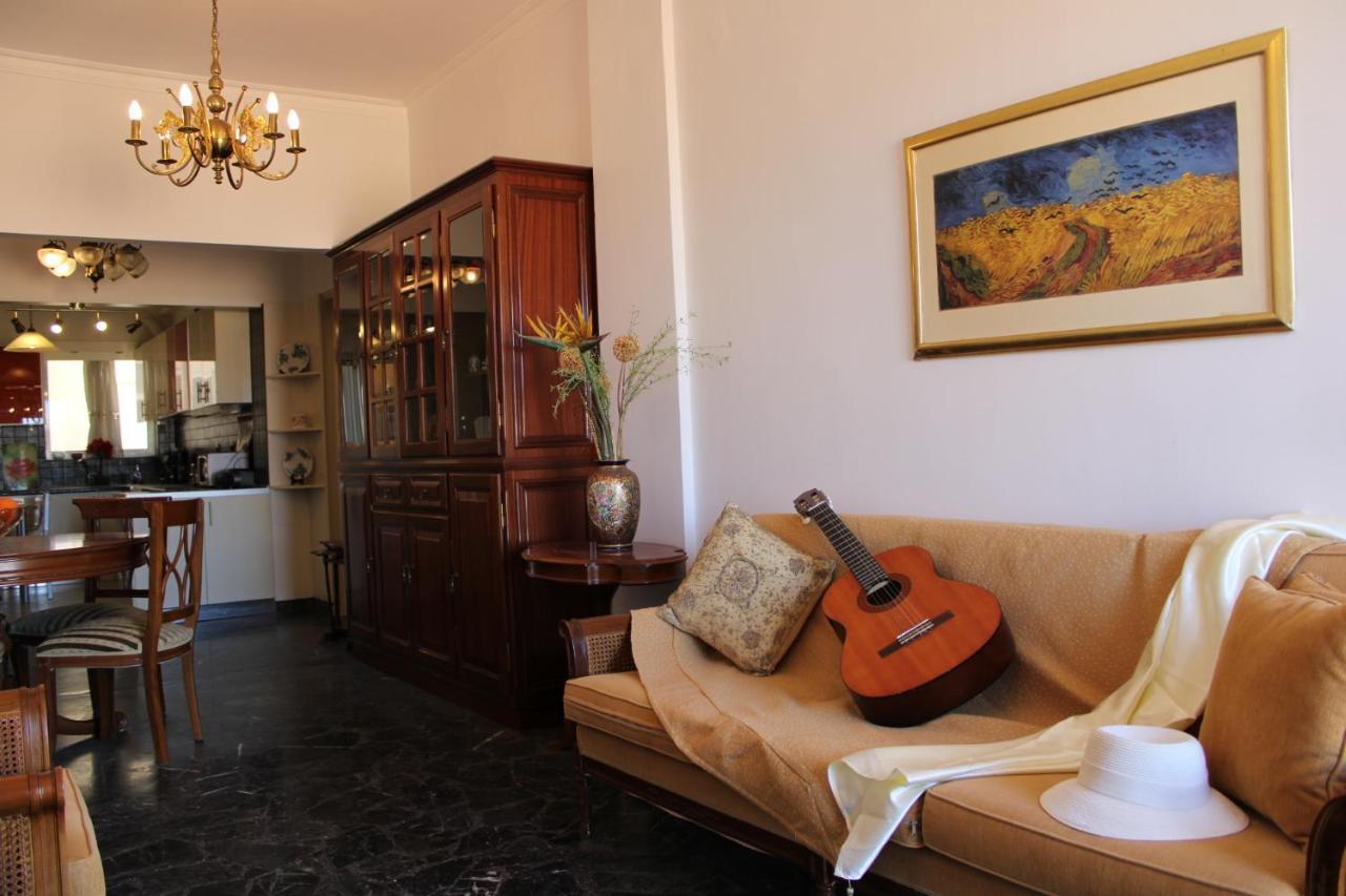 Xenia's Apt In West Moat Chania