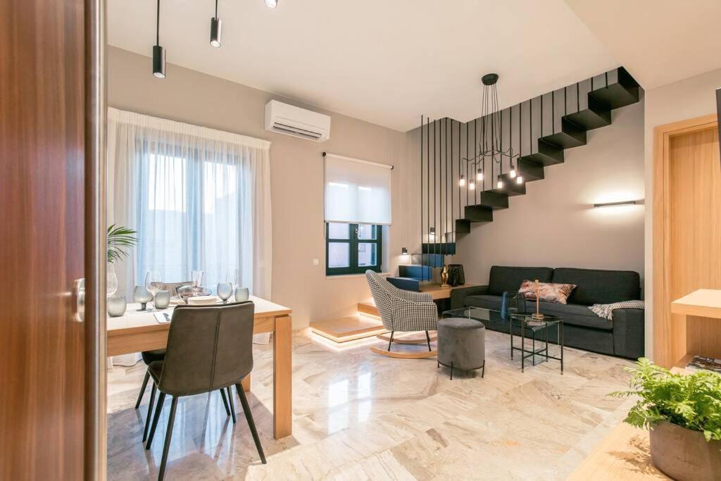 House 8 - In The Heart Of Venetian Town W. Parking *