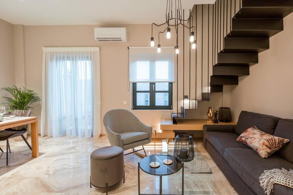 Apartment House 8 - In The Heart Of Venetian Town W. Parking Chania (Crete)