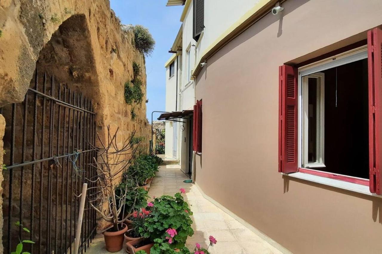 Veneris 2-bedroom In Chania * Chania (Crete)