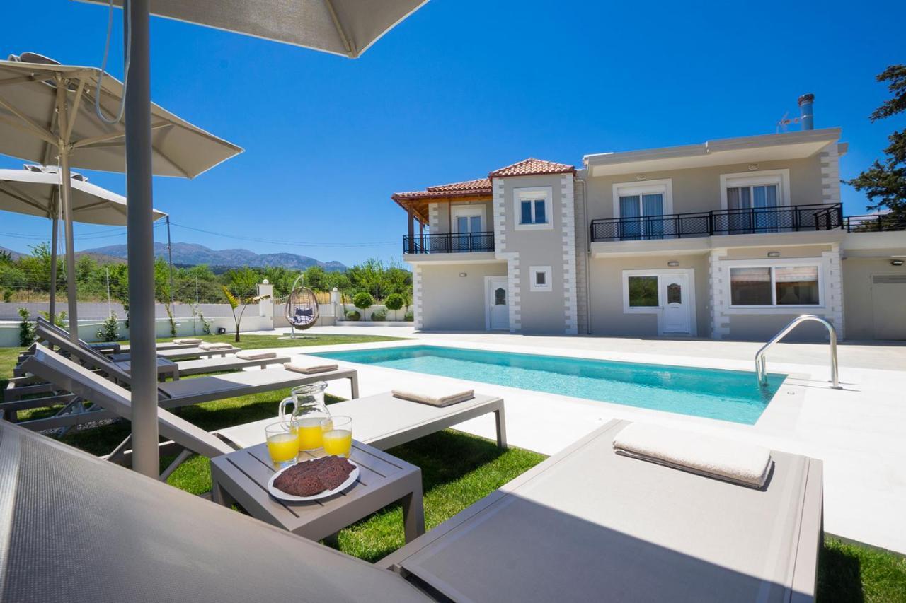 Mm Villa *