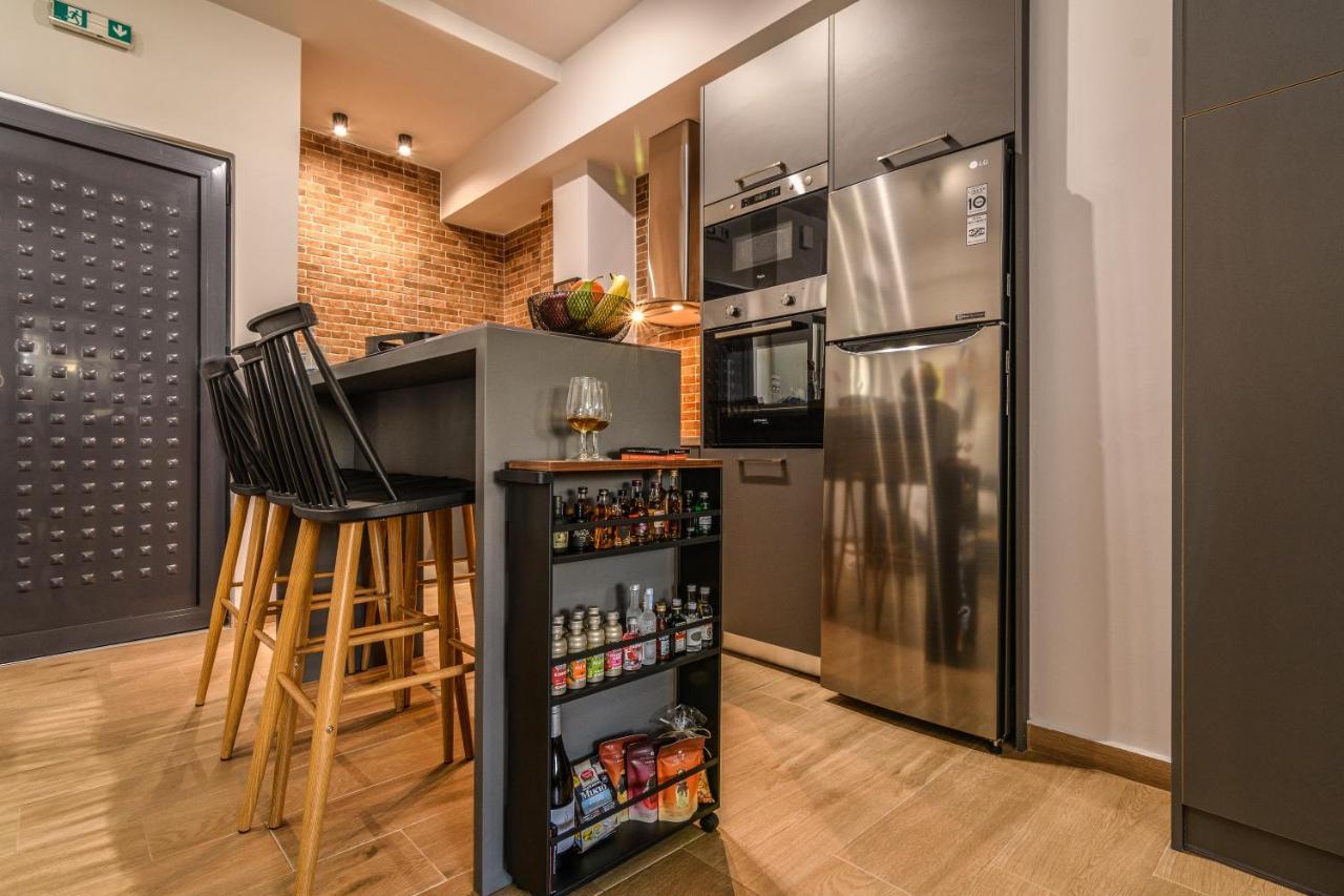 Mos Luxury - The R Appartement *