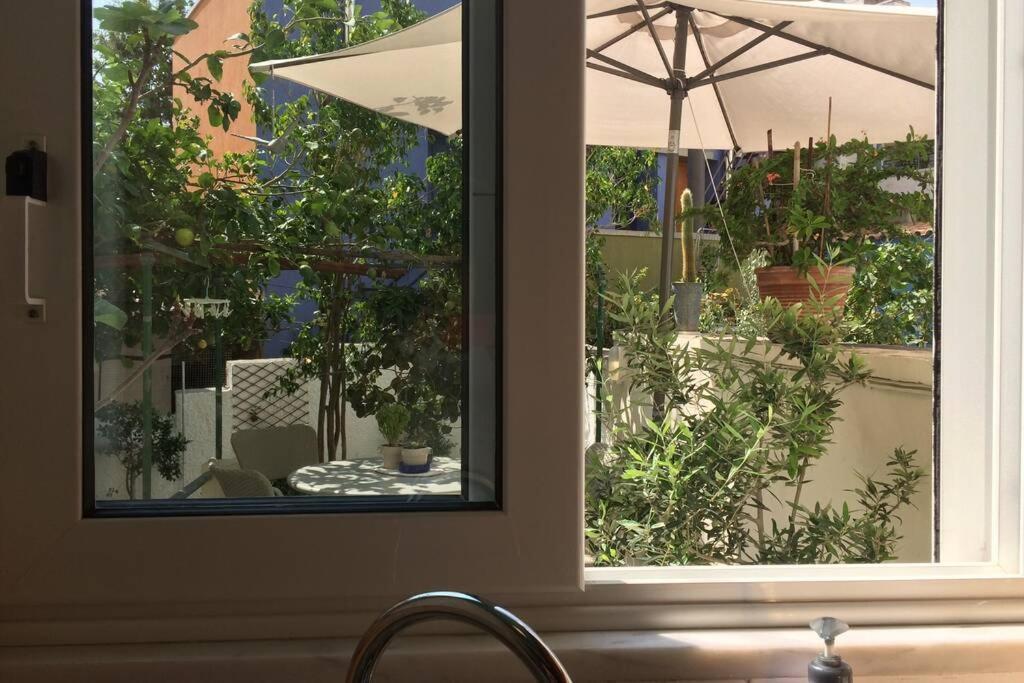Colorful 110 M2 House In Chania Center!