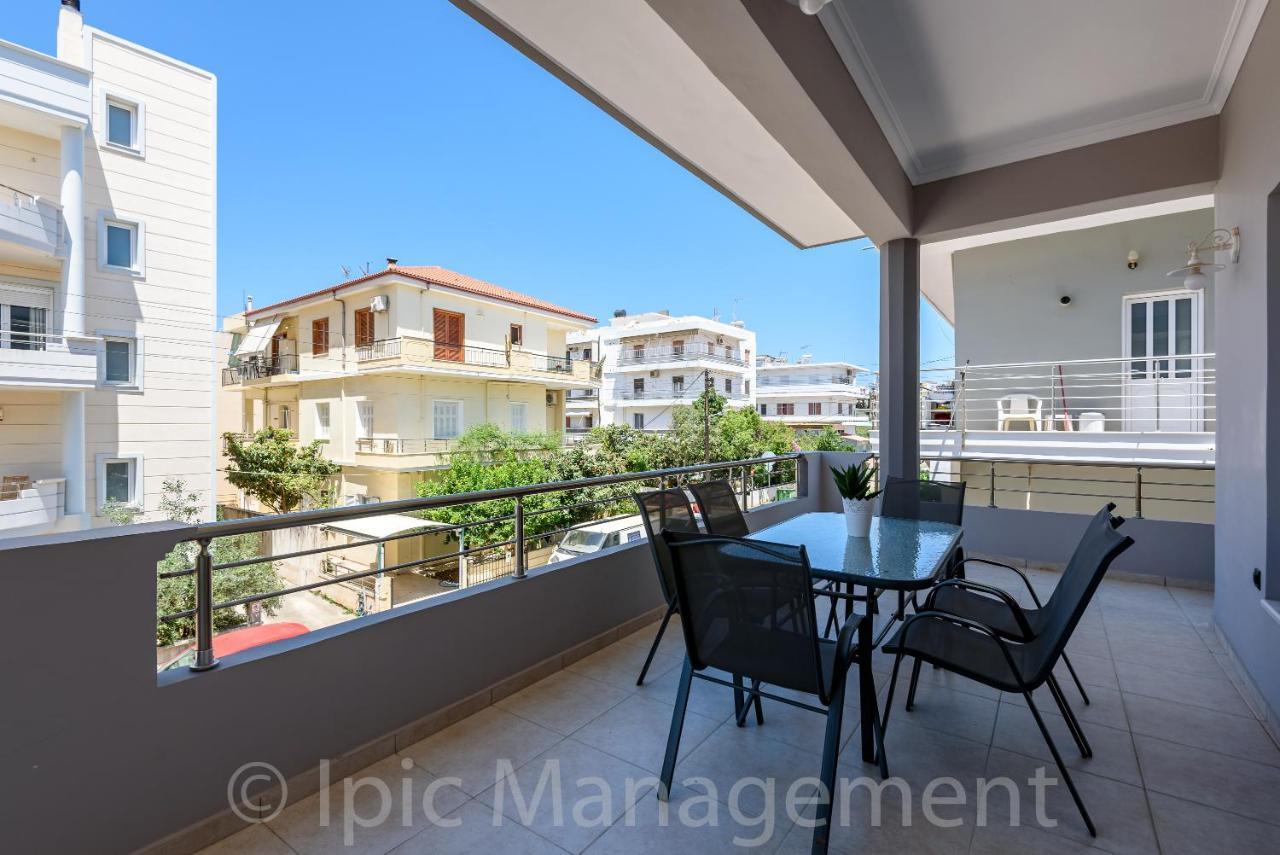 Center With Rooftop Swimming Pool * Chania (Crete)