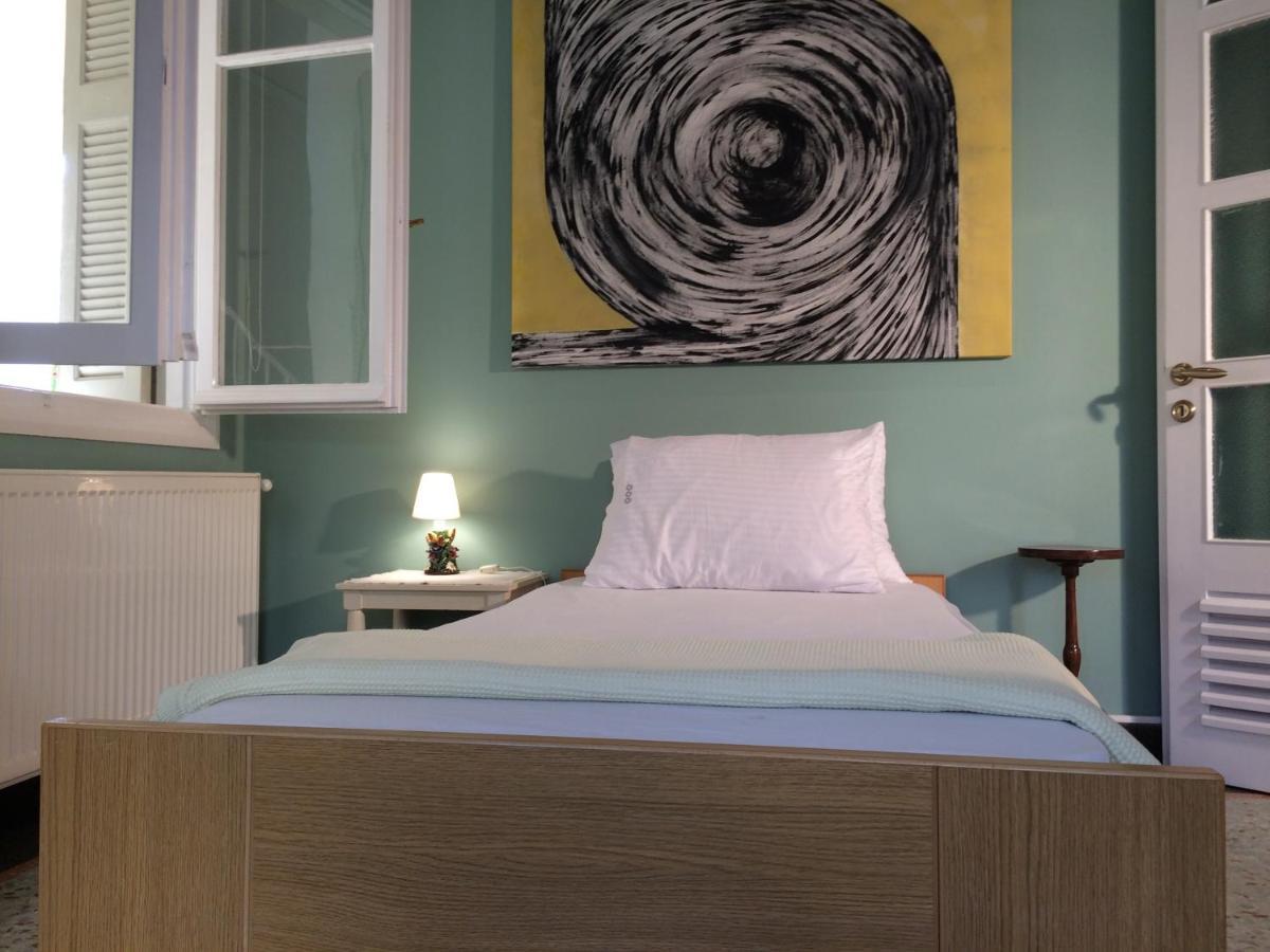 Colorful 110 M2 House In Chania Center!