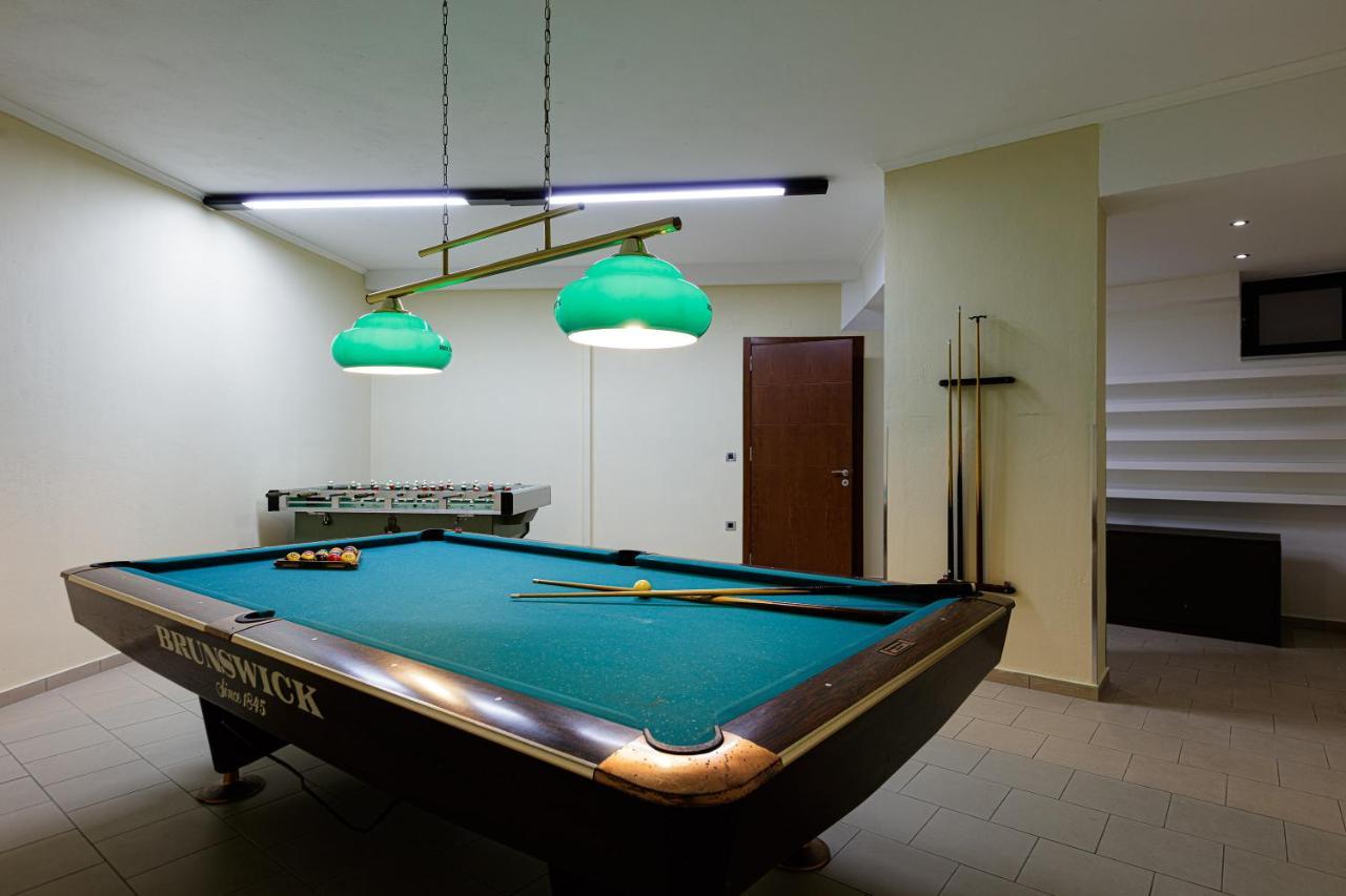 Villa View - Heated Pool & Gym - Majestic Views - 5 Min Drive From Center *