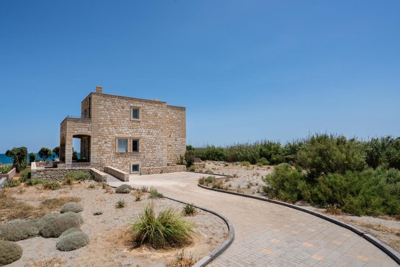 Beachfront Turquoise With Private Pool, Bbq And Ping Pong Table Villa Chania (Crete)