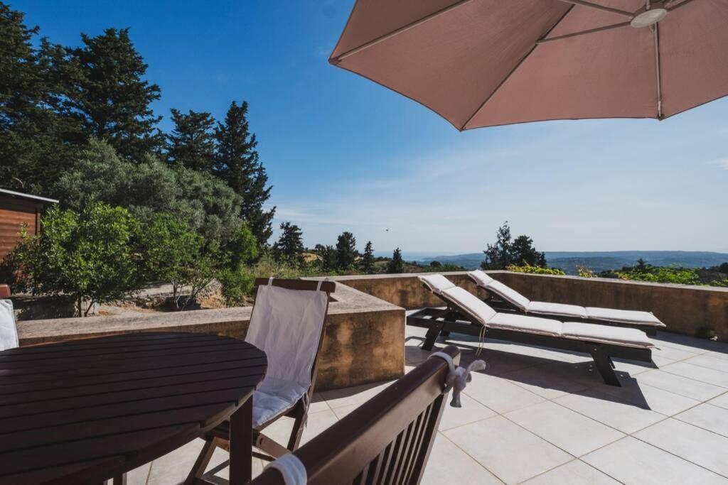 Villa Kalogra - Architect With Breathtaking Views Chania (Crete)