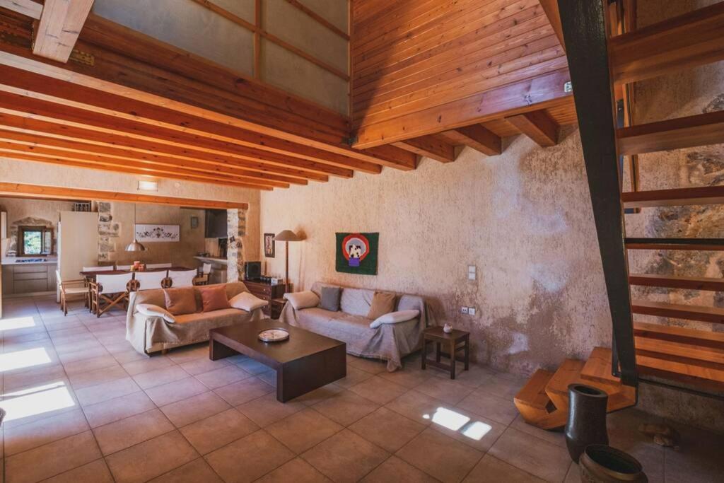 Kalogra - Architect With Breathtaking Views Chania (Crete)