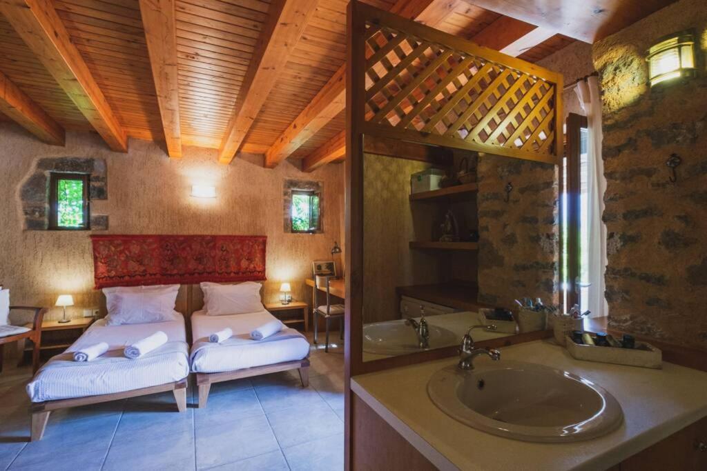 Villa Kalogra - Architect With Breathtaking Views Chania (Crete)