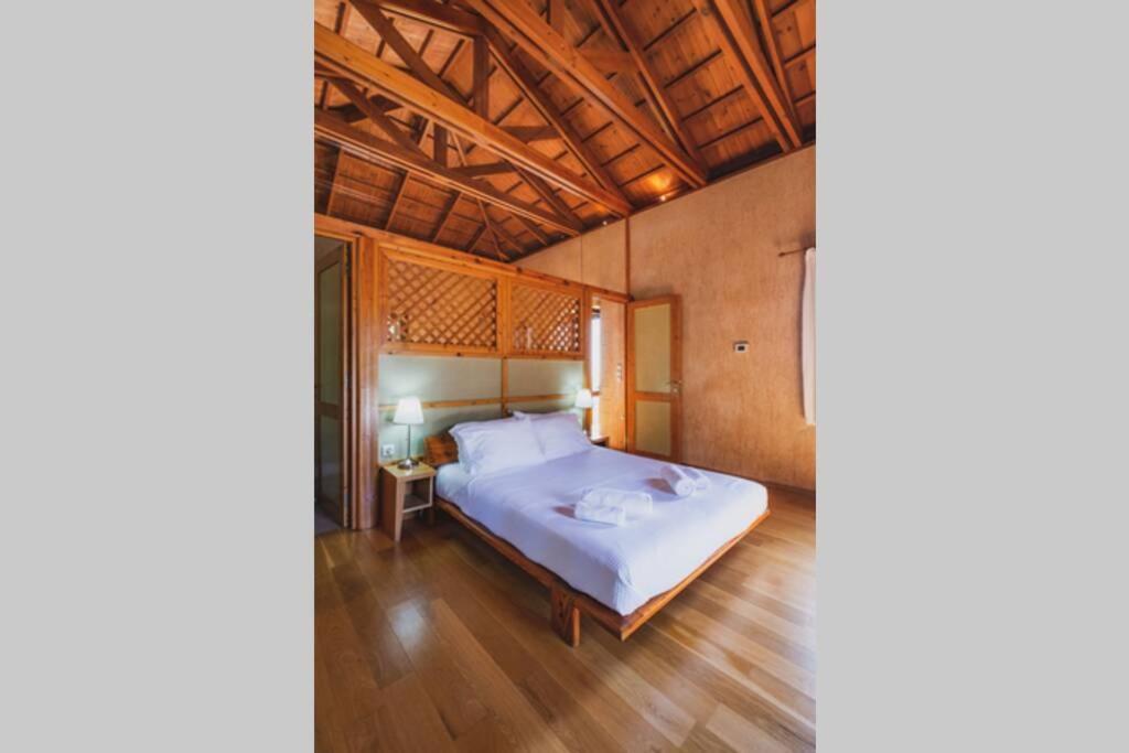 Kalogra - Architect With Breathtaking Views Chania (Crete)