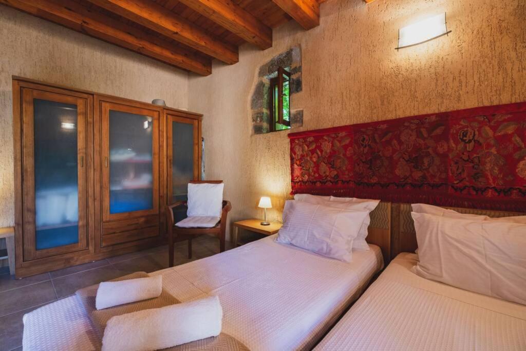 Kalogra - Architect With Breathtaking Views * Chania (Crete)