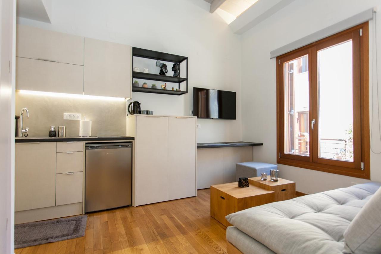 Agora Apartment *