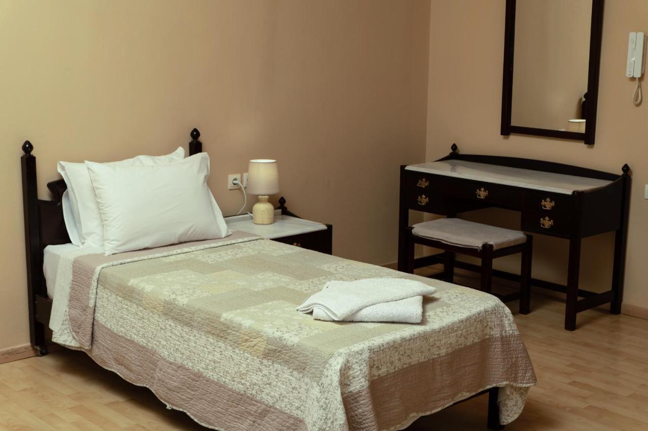 Narkissos 'superb' Guest house Chania (Crete)