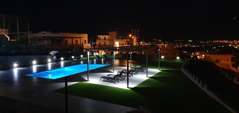 Nina * Chania (Crete)