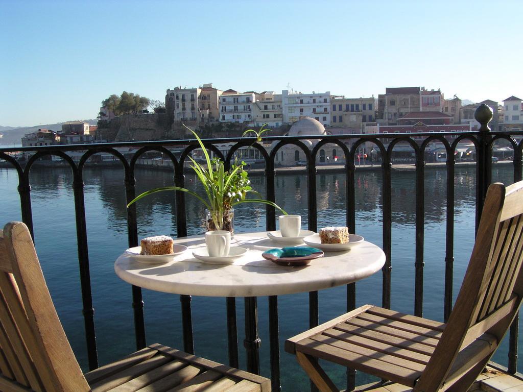 Amphora Hotel Chrissi Akti Chania